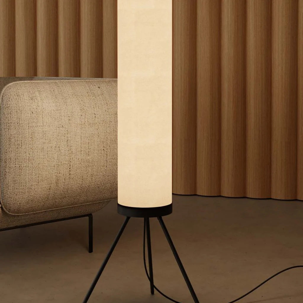 Nooi LED Floor Lamp in Matt Black & Cream