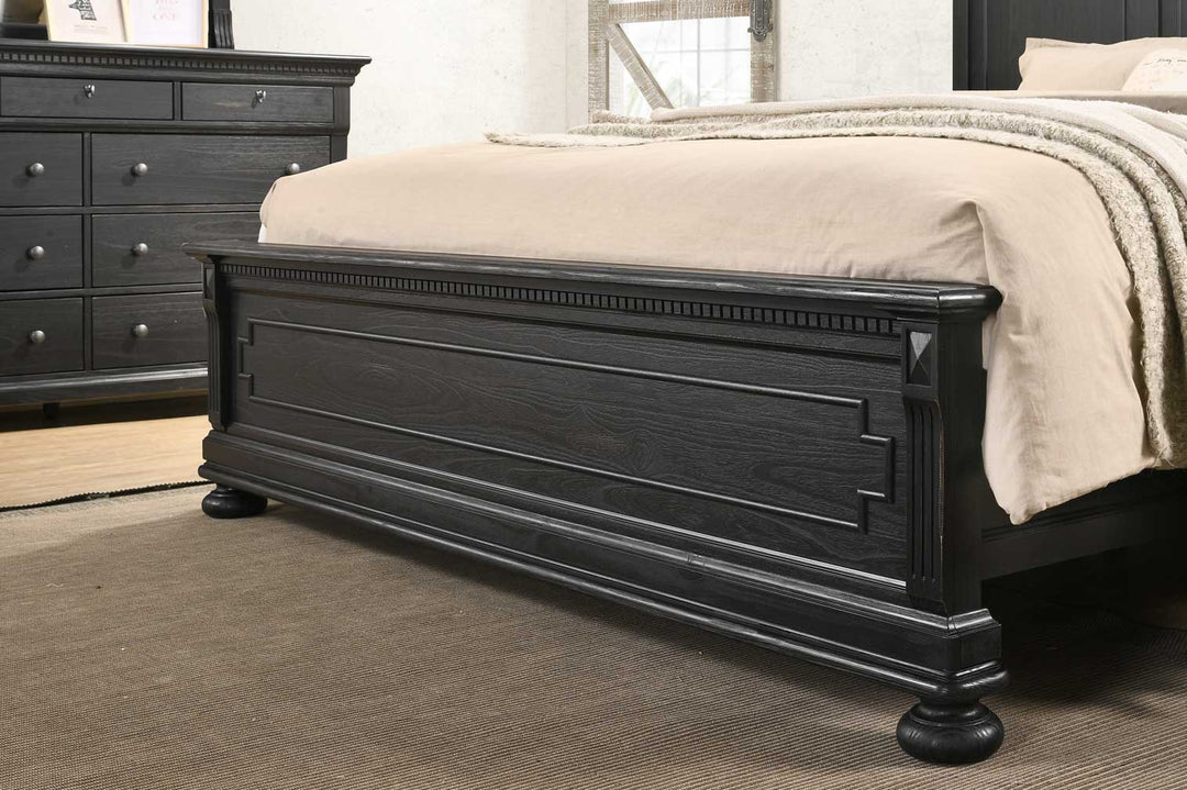 Boston Queen Bed