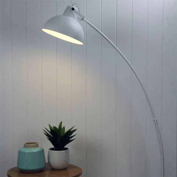 Lago Arc Floor Lamp in Black or White