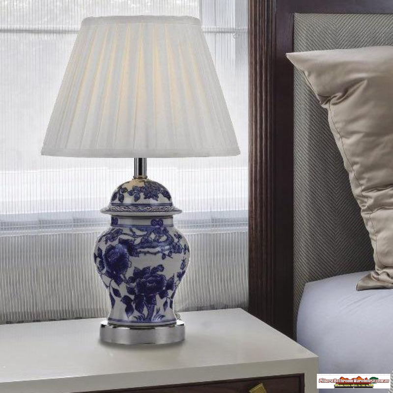 Ling Table Lamp Modern in Blue & White