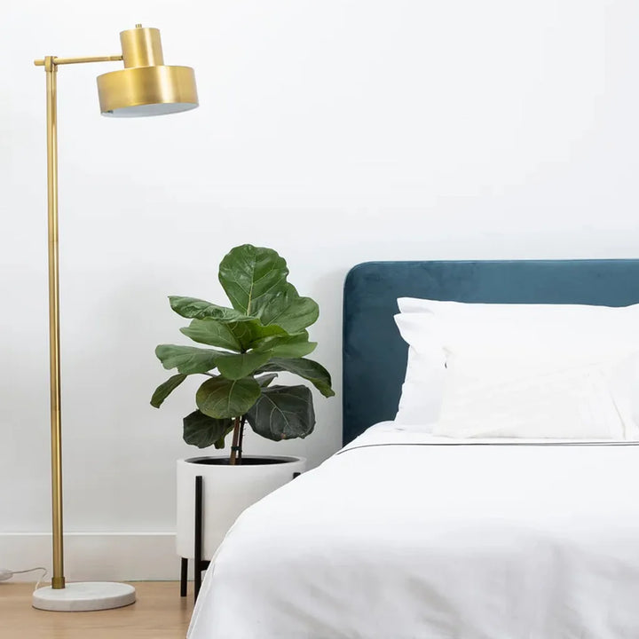 Marlin Floor Lamp in Brass